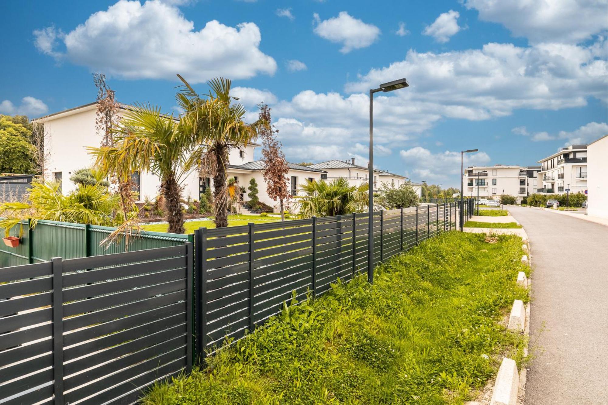King Size Bed - Free Private Parking - Garden & Terrace - 14Min From Disneyland Ферр'єр-ан-Брі Екстер'єр фото